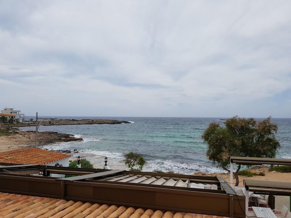 Hostal Restaurante Playa Colonia de Sant Jordi Екстер'єр фото
